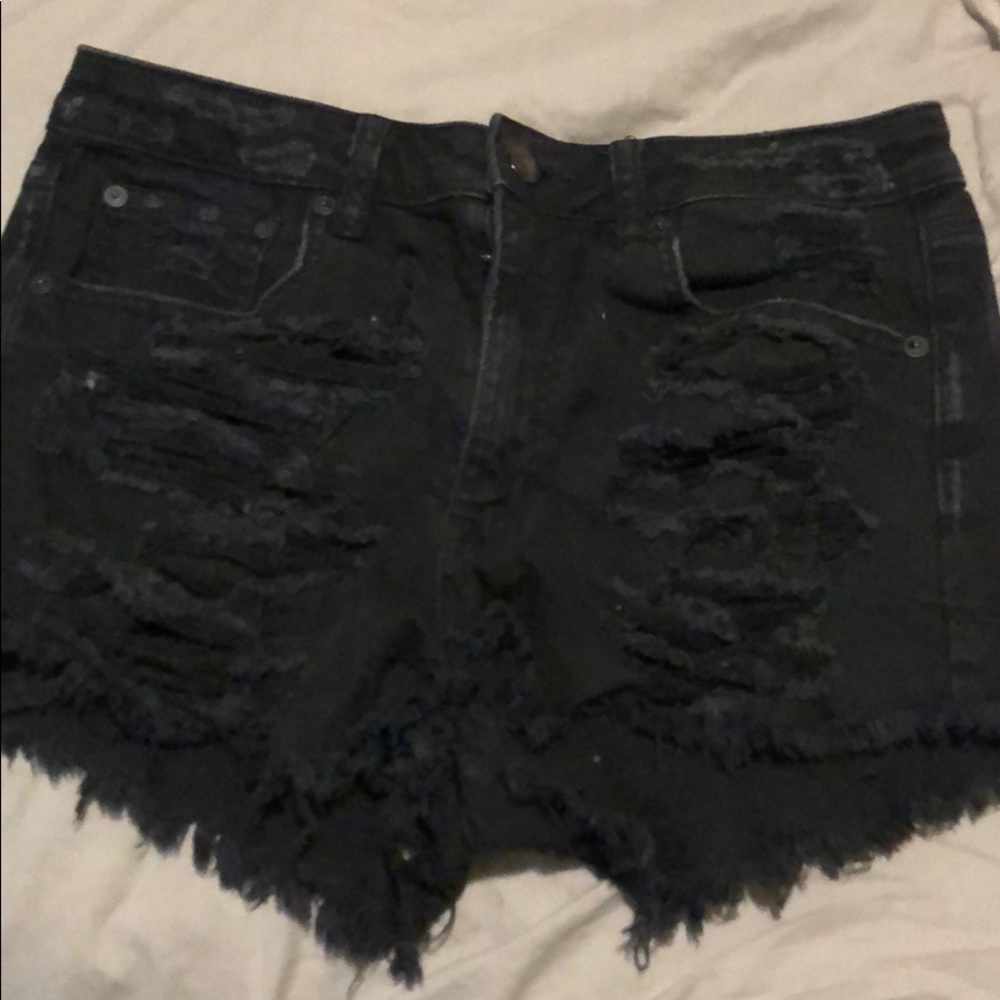 American eagle distressed black denim shorts